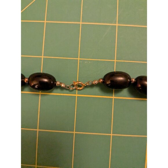 Vintage Black Beaded Necklace Gold-tone separator beads 24 Inches Elegant Oval - Picture 5 of 10
